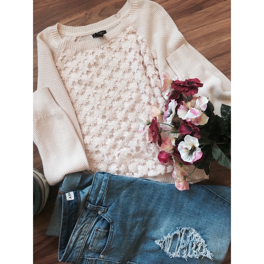 NWOT - Light Pink Forever 21 Crewneck 💐